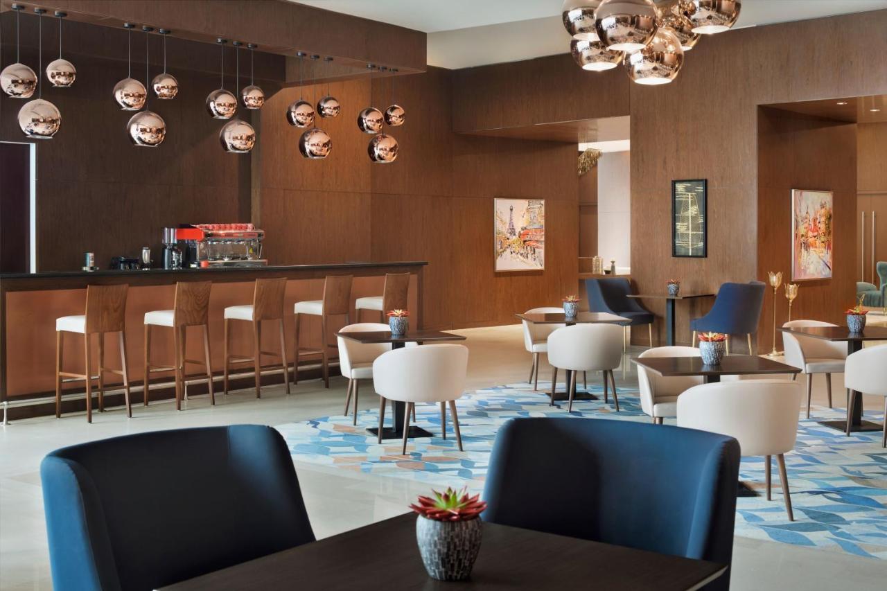 Le Meridien City Center 도하 외부 사진