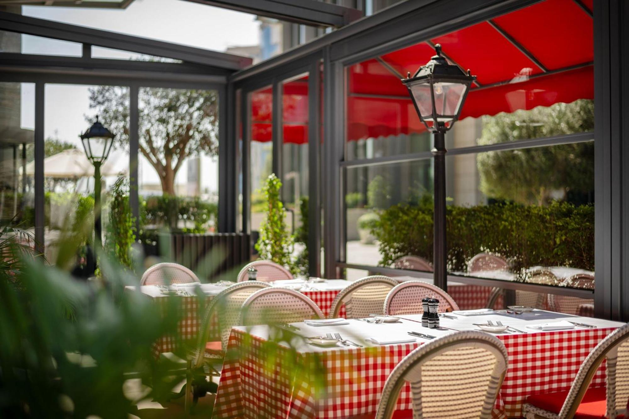 Le Meridien City Center 도하 외부 사진